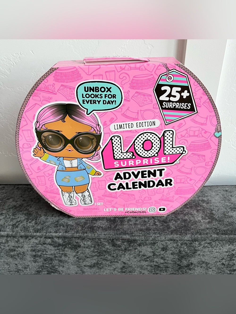 NIB LOL Surprise Advent Calendar - Picture 4 of 8